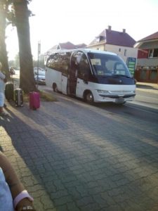 Przjechał po dzieci bez aktualnych badań technicznych!