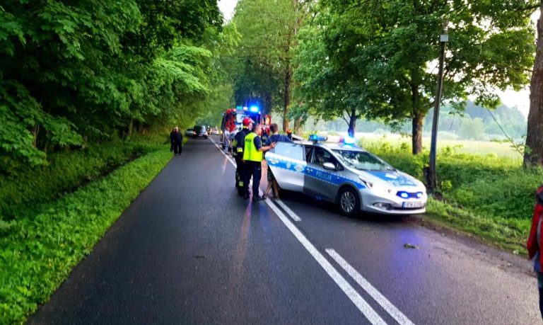 Dachowanie pod Tychowem  – kierowca BMW zbiegł z miejsca zdarzenia!