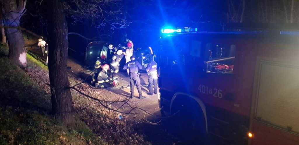 Poważny wypadek pod Białogardem! Ciężko ranny mężczyzna. ZDJĘCIA